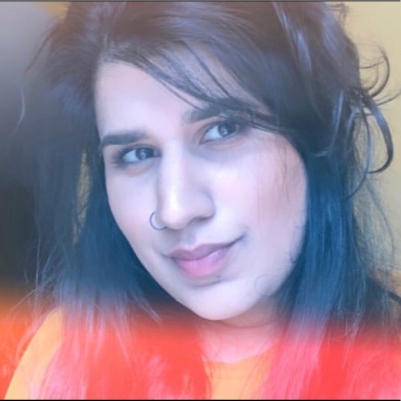 Meet your Posher, Abeer - Picture 1 of 1